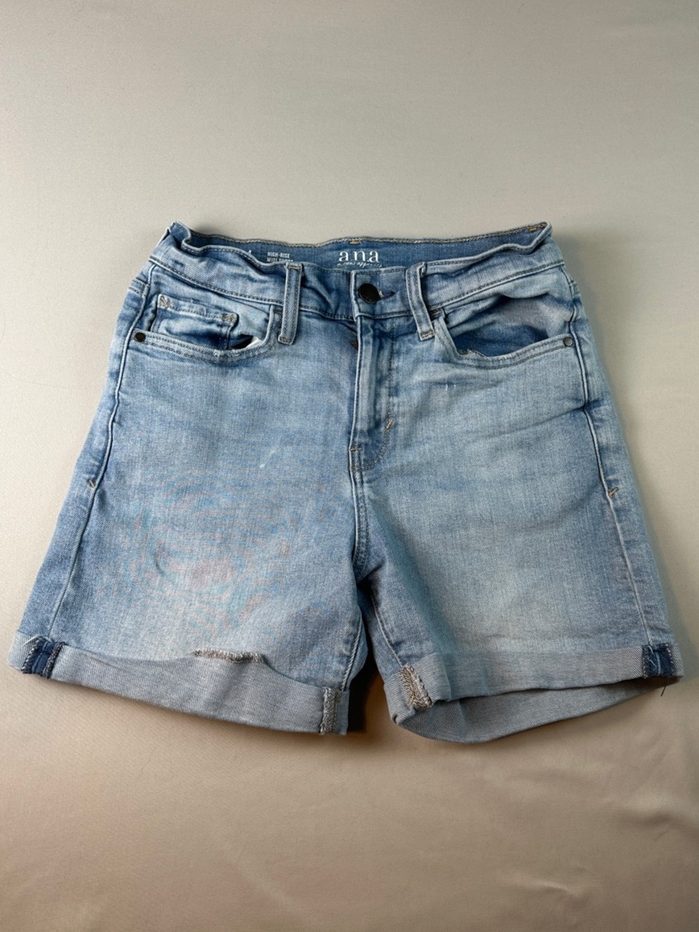 a.n.a Mom Jean Shorts Size 4 Light Blue Cuffed Denim